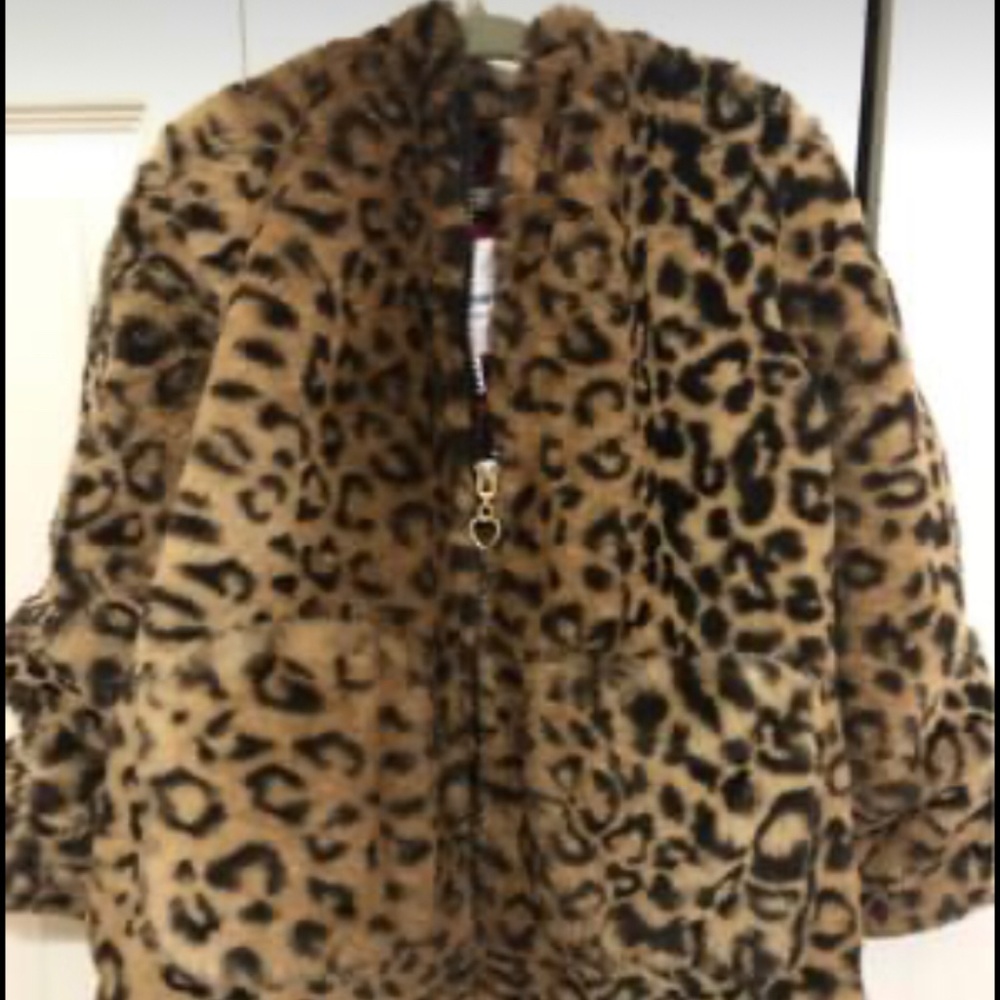 Toddler faux fur coat size 4